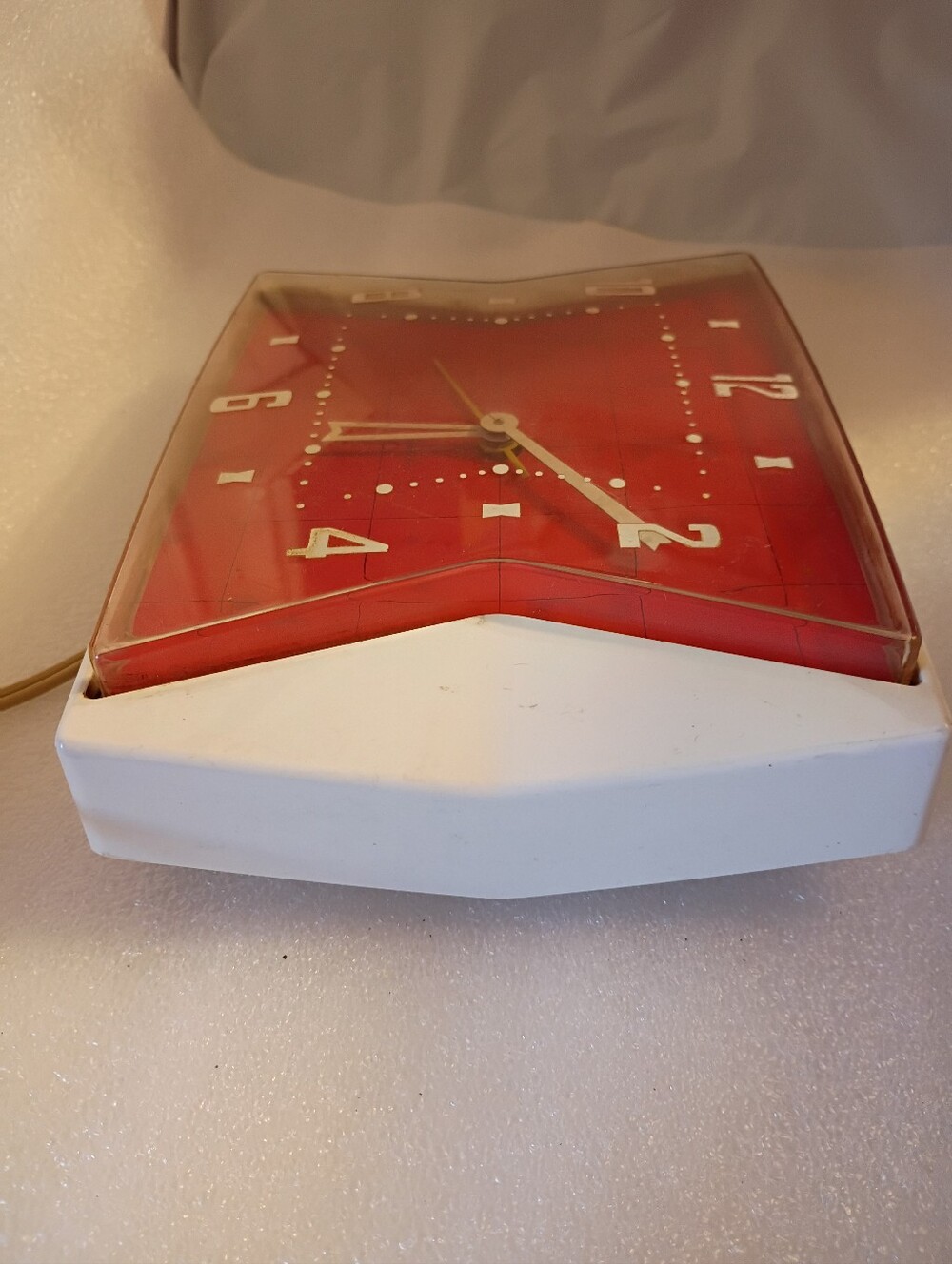 Vintage Westclox Zest S8-C Midcentury Kitchen  Wall Clock Works! - Picture 14 of 16